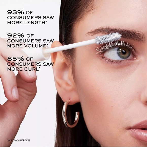 Lancôme Cils Booster XL Super Enhancing Mascara Base - Picture 4 of 5